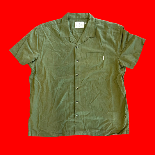 *•.¸♡ GoodBye ♡¸.•* - Army Green Button Down Size 3X