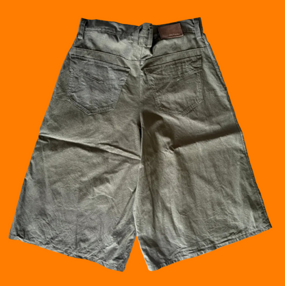 BY.Everyone Souvenirs Army Green Shorts